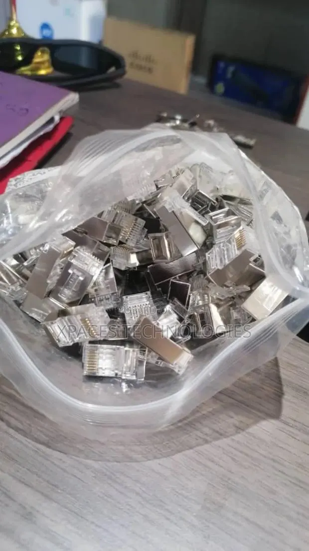 Cat6 Shielded Rj45 Plug Connector Metal Silver · Photo 1
