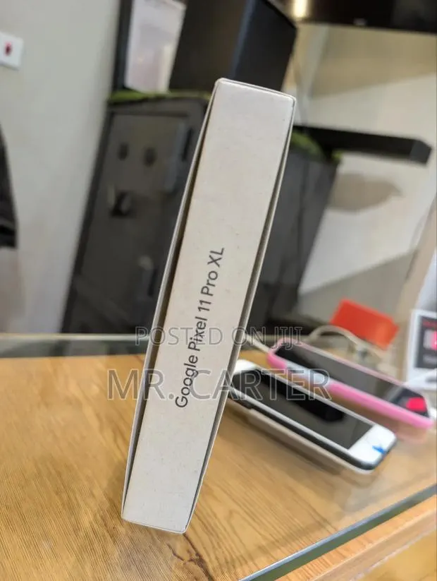 New Google Pixel 11 Pro XL 256 GB Green · Photo 1