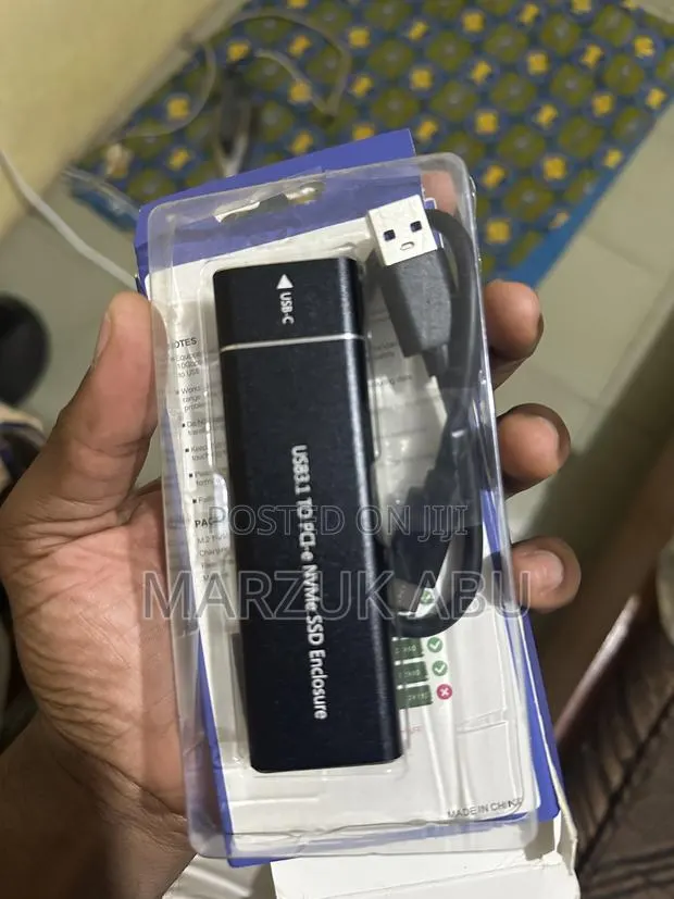 M.2 SSD Enclosure · Photo 1