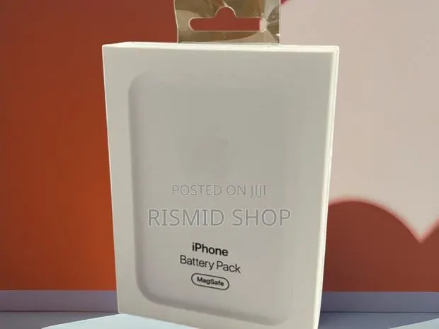iPhone Wireless Magnetic Battery Pack · Photo 1