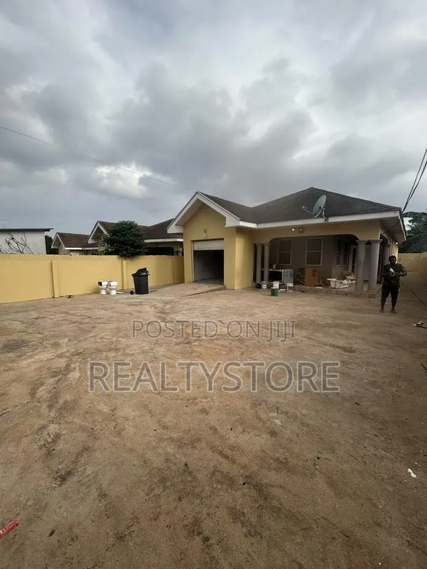 3bdrm House in Cozy Home, Accra Metropolitan for rent · Photo 1