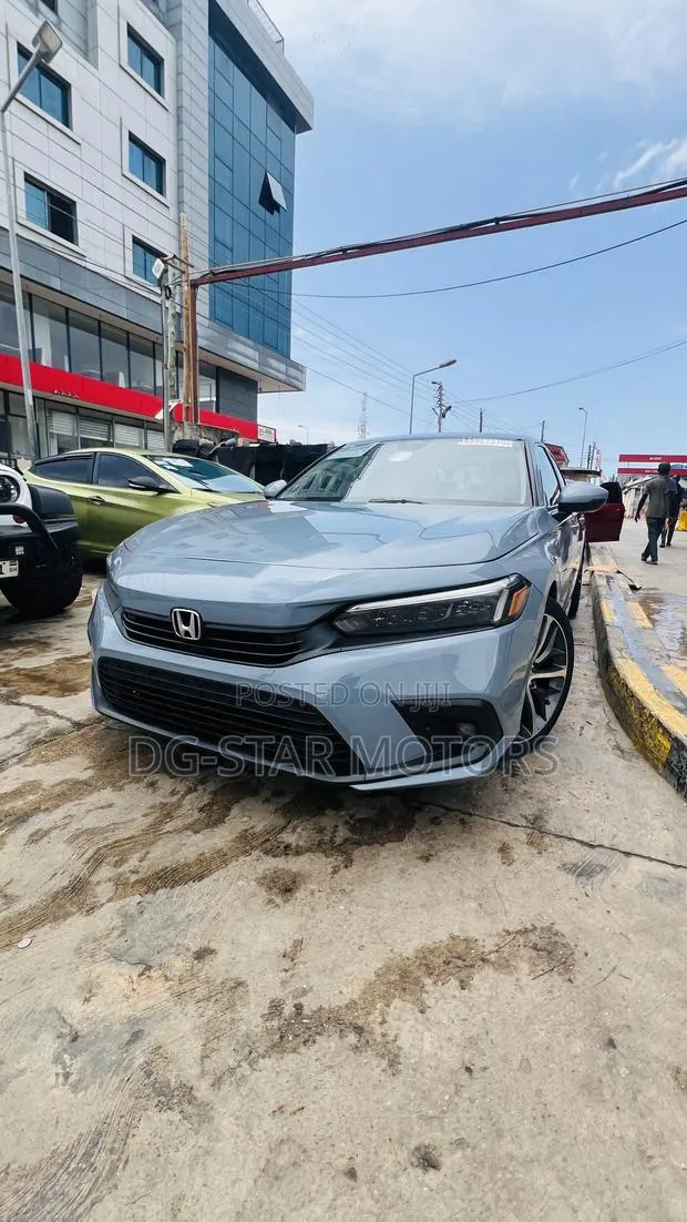 Honda Civic Touring CVT 2023 Gray · Photo 1