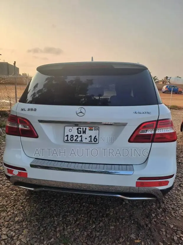 Mercedes-Benz M Class 2012 White · Photo 1