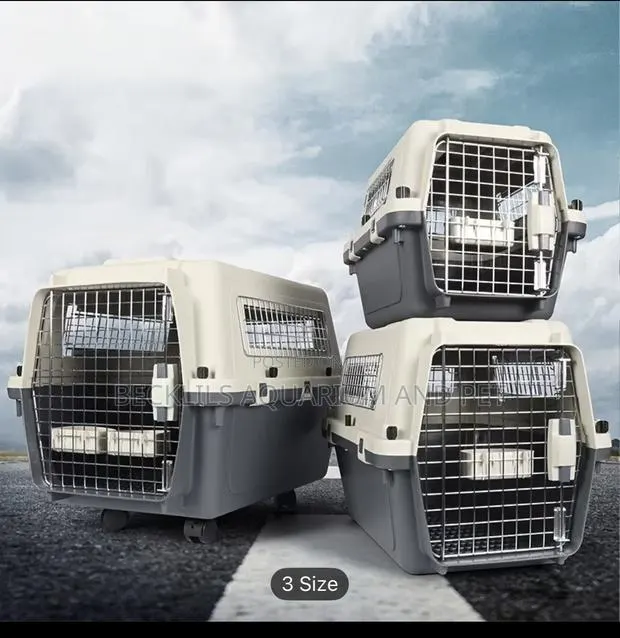 Ash and Cream Flight Plastic Dog and Cat Cage · Photo 1