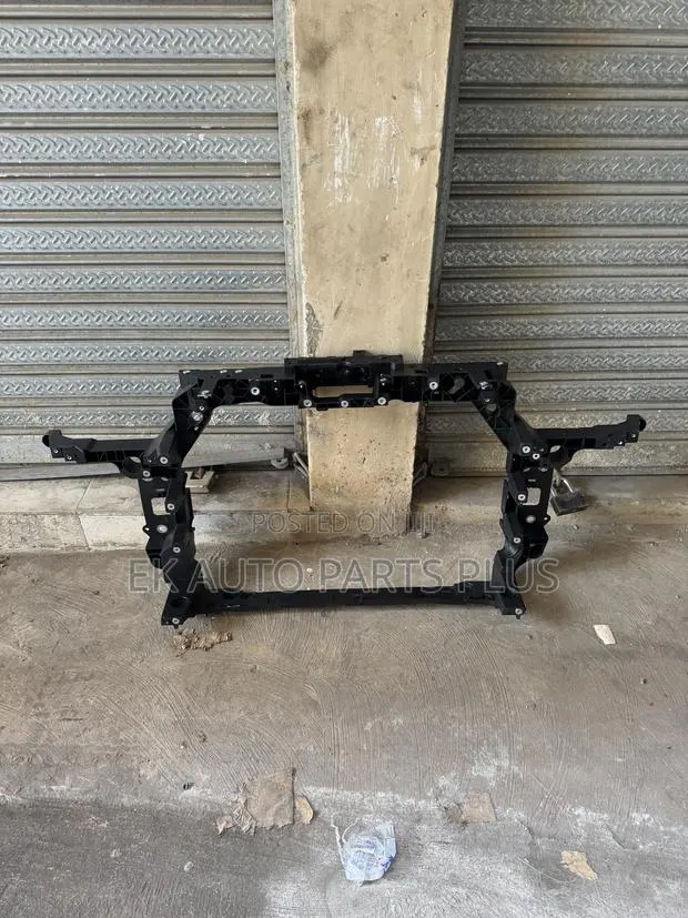 Honda CRV Radiator Support 2017 2018 2019 2020 2021 2022 · Photo 1