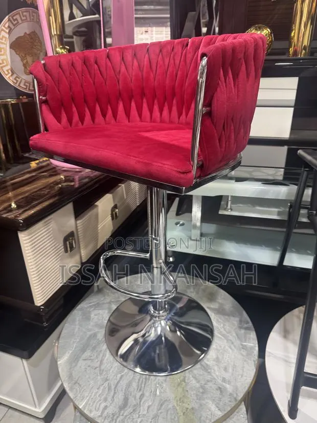 Saloon Fabric Chain · Photo 2