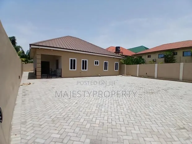 3bdrm House in Okpoegonor, Manet Court for sale · Photo 1