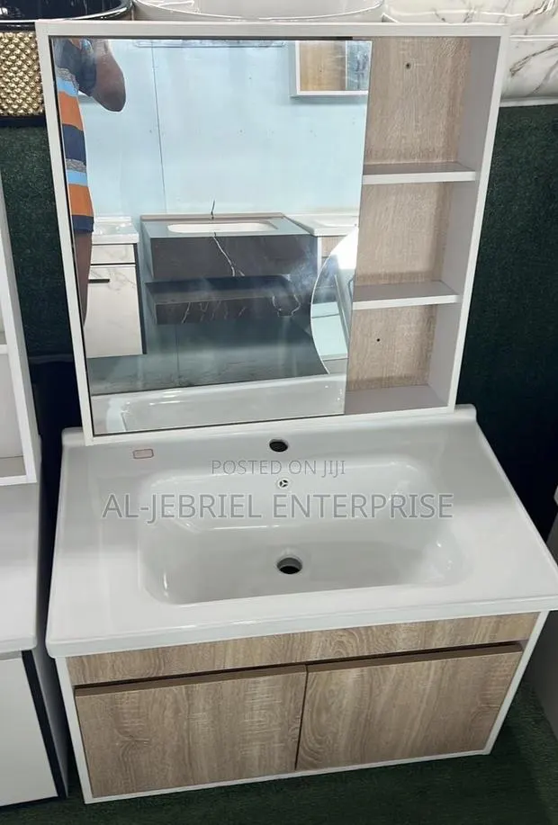 80cm Cabinet With Wash Hand Basin · Photo 1