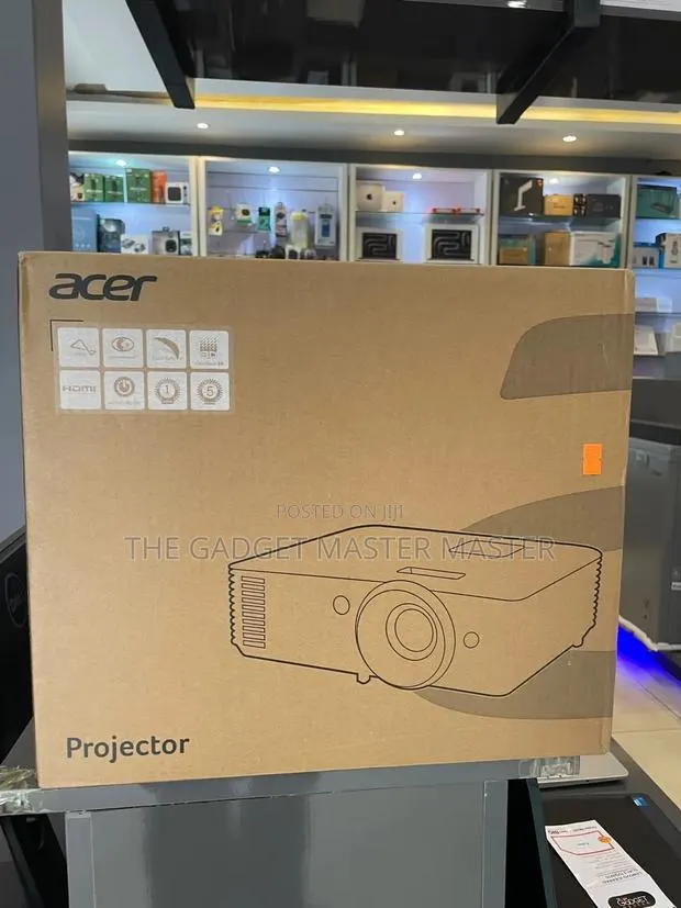 Acer X1128h 4800 Lumen DLP Protector · Photo 1