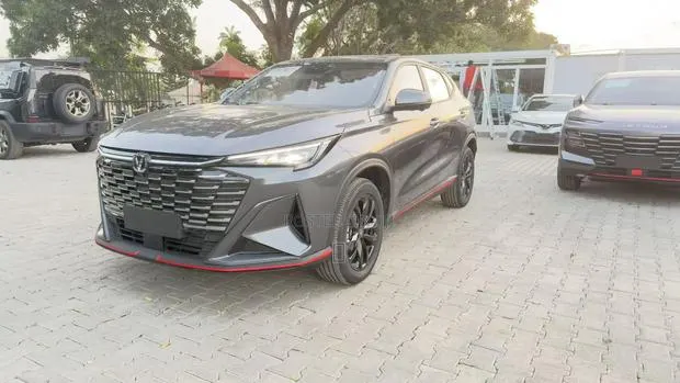 New Changan X5 Plus 1.5 Blue Core FWD 2025 Silver · Photo 1