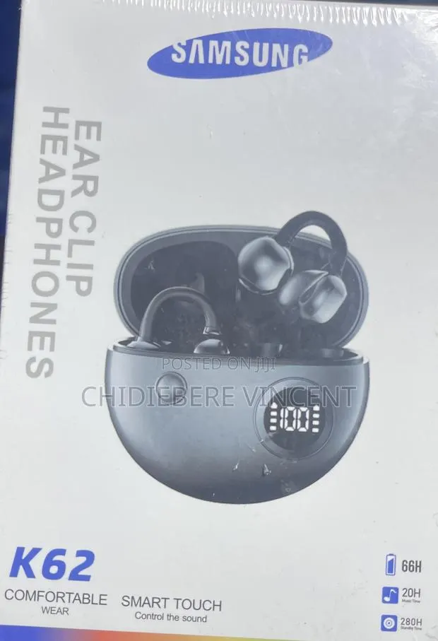 Samsung Headphones · Photo 1