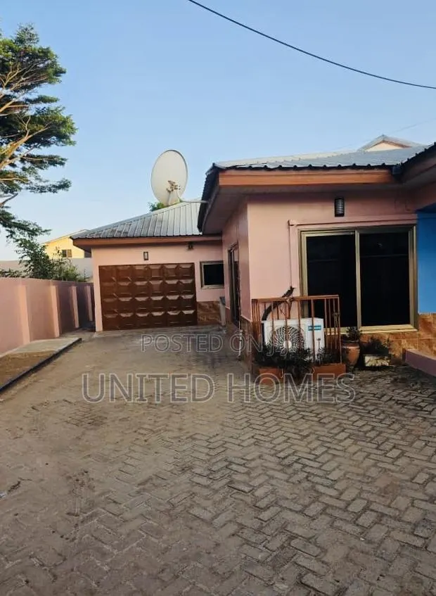 Furnished 5bdrm House in Airport Residential Area for rent · Photo 1