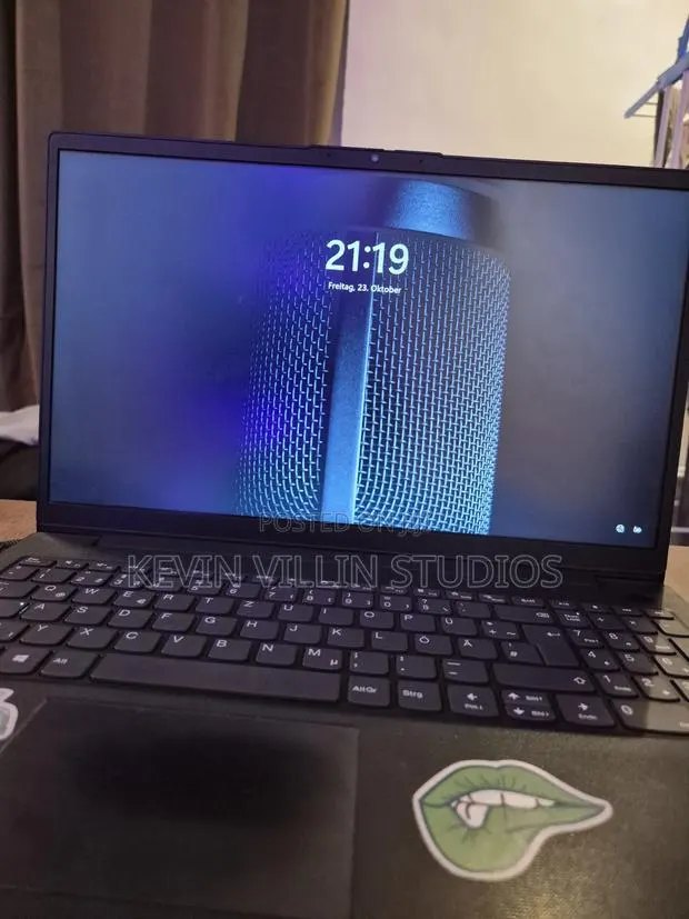 Laptop Lenovo Ideapad 3 20GB Intel Core i7 SSD 1T · Photo 1