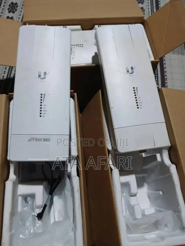 Airfiber 5xhd and Rocket AC Prizim G2 · Photo 1