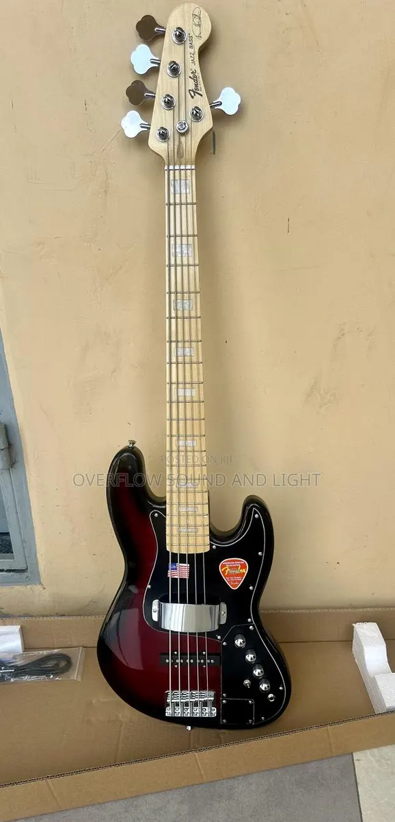 Fender Jazz Bass Active Guitar (Red Black) · Photo 1