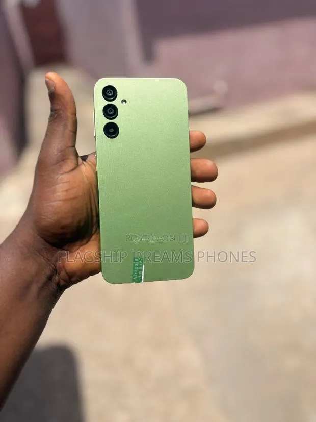 Samsung Galaxy A14 128 GB Green · Photo 1