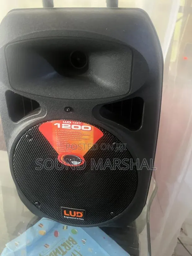 Lud 108t Portable Trolley Speaker – 8” 1200w Bluetooth · Photo 1
