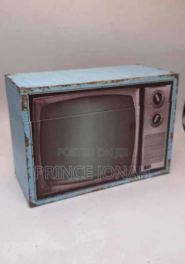 Melinera Retro Decorative Box Keepsake Storage Box. · Photo 1