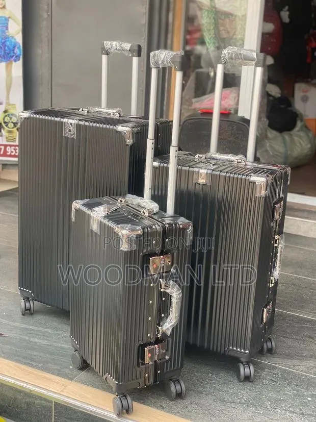 Durable Luxurious Zipless 3in1 Travel Suitcase · Photo 1