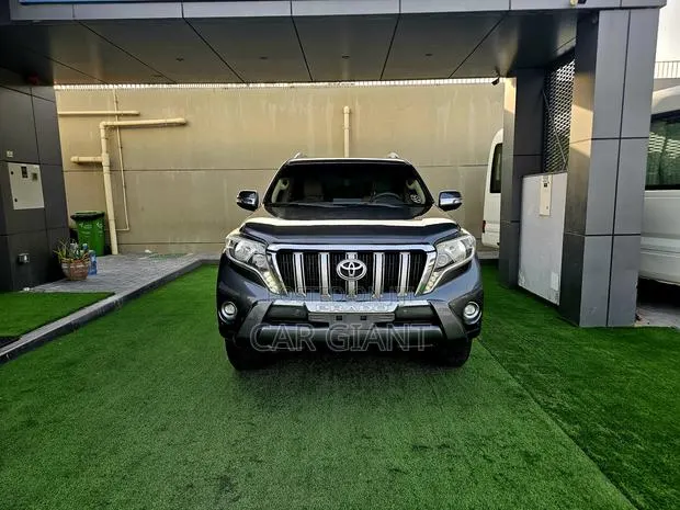 Toyota Land Cruiser Prado 4.0 Petrol GX-R 2016 Gray · Photo 1