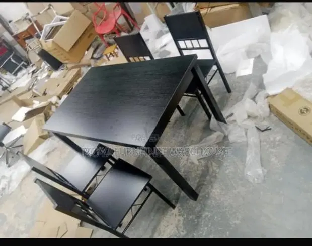 Durable Wooden Dining Set · Photo 1