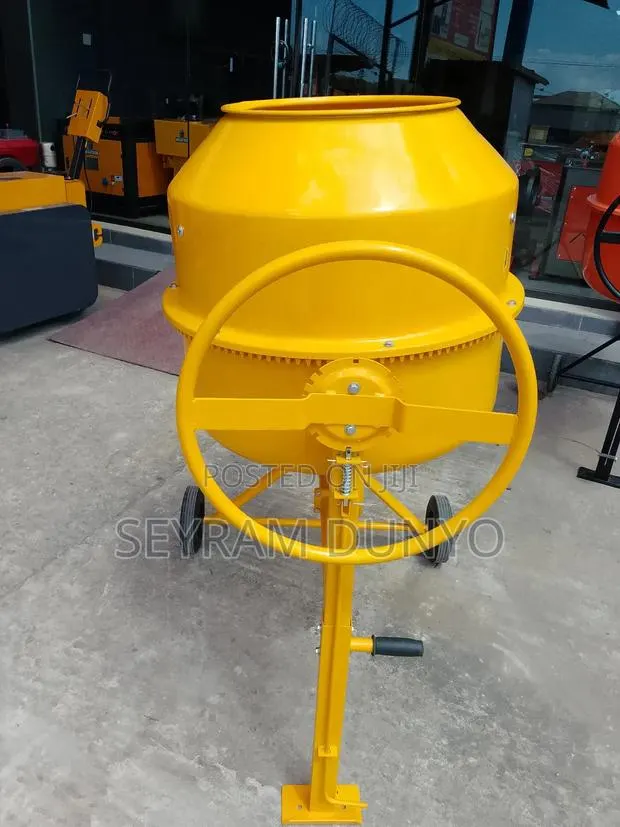 Megatron Electric Concrete Mixer · Photo 1
