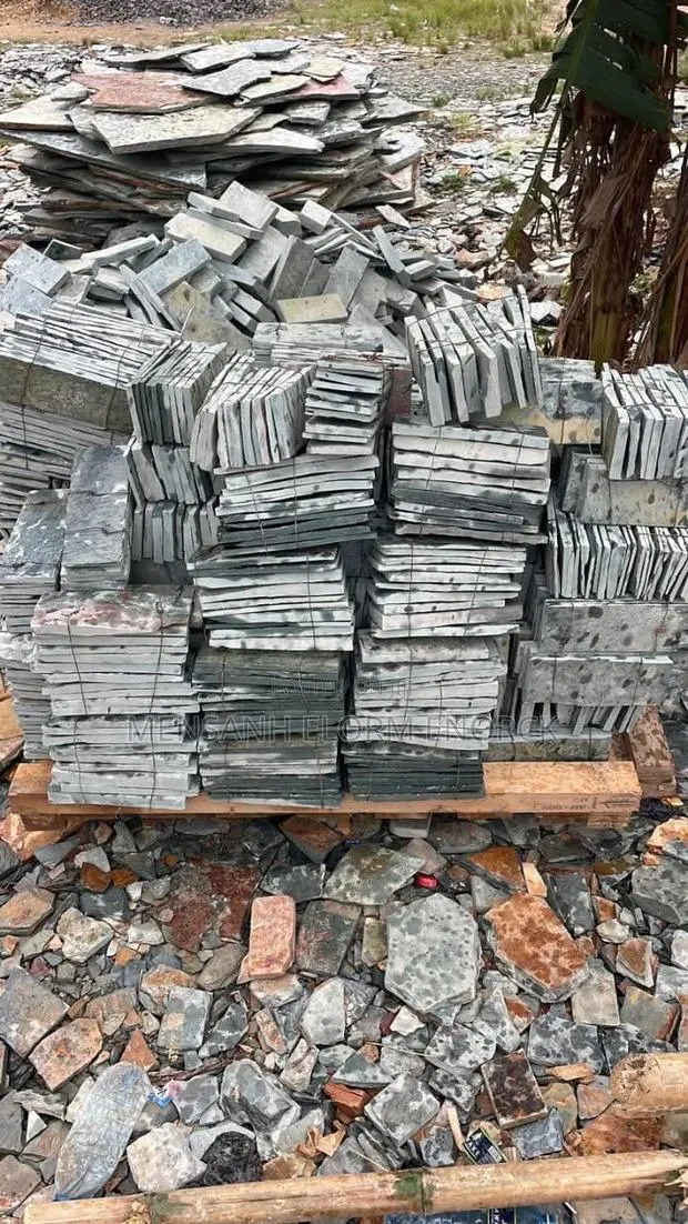 Stone Seler · Photo 1