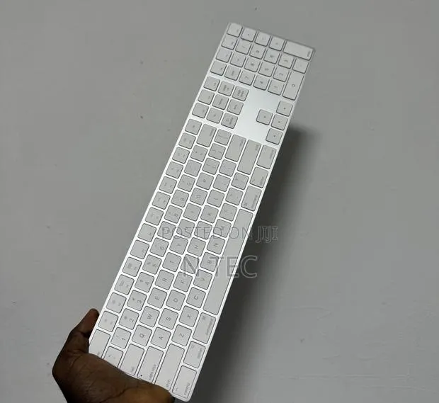 Apple Magic Keyboard With Numeric Keypad · Photo 1