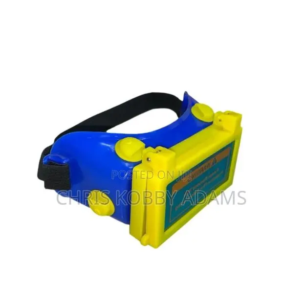 Professional Auto Dimming Welding Goggles · Photo 1