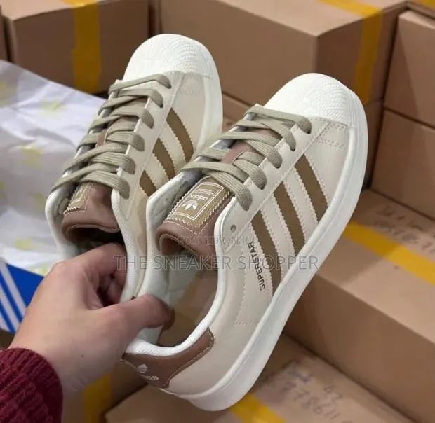 Adidas Superstar "Cream / Beige / Cardboard · Photo 1