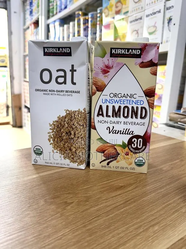 Kirkland Almond Milk · Photo 1