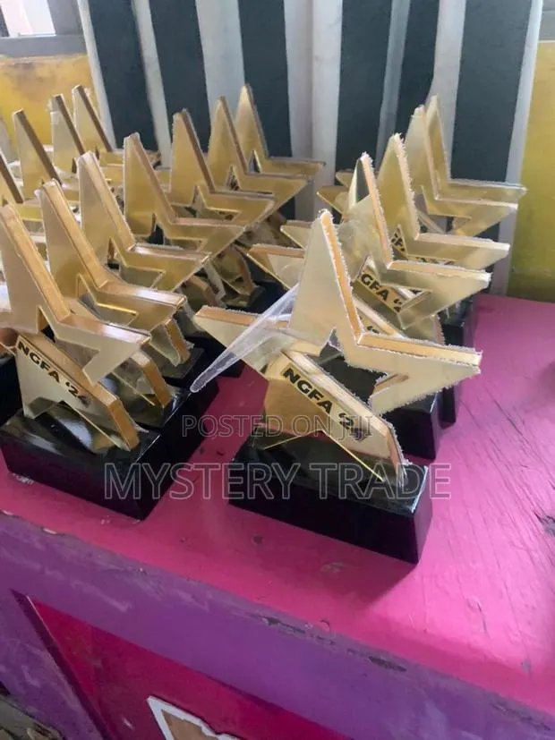 Customized Award Plaque · Photo 1
