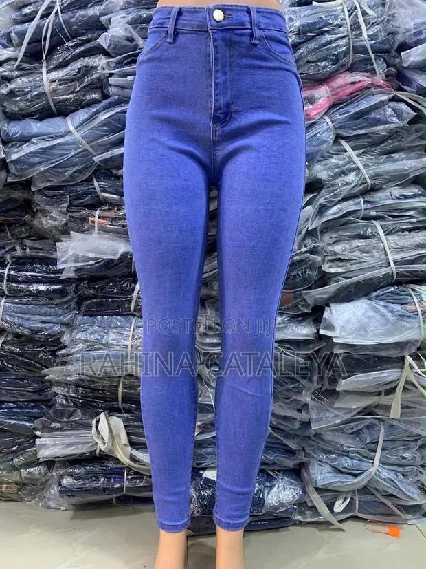 Ladies Long Jeans · Photo 1
