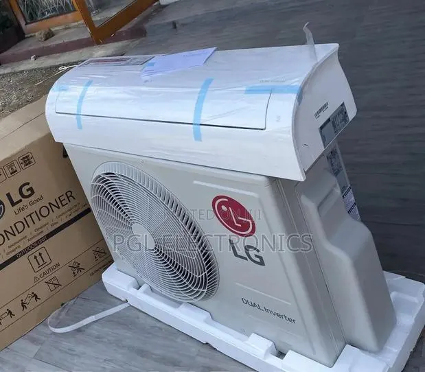 LG 2.0hp 70% Energy Saving Dual Inverter Mosquito Away AC S4-Q18kl28e · Photo 1