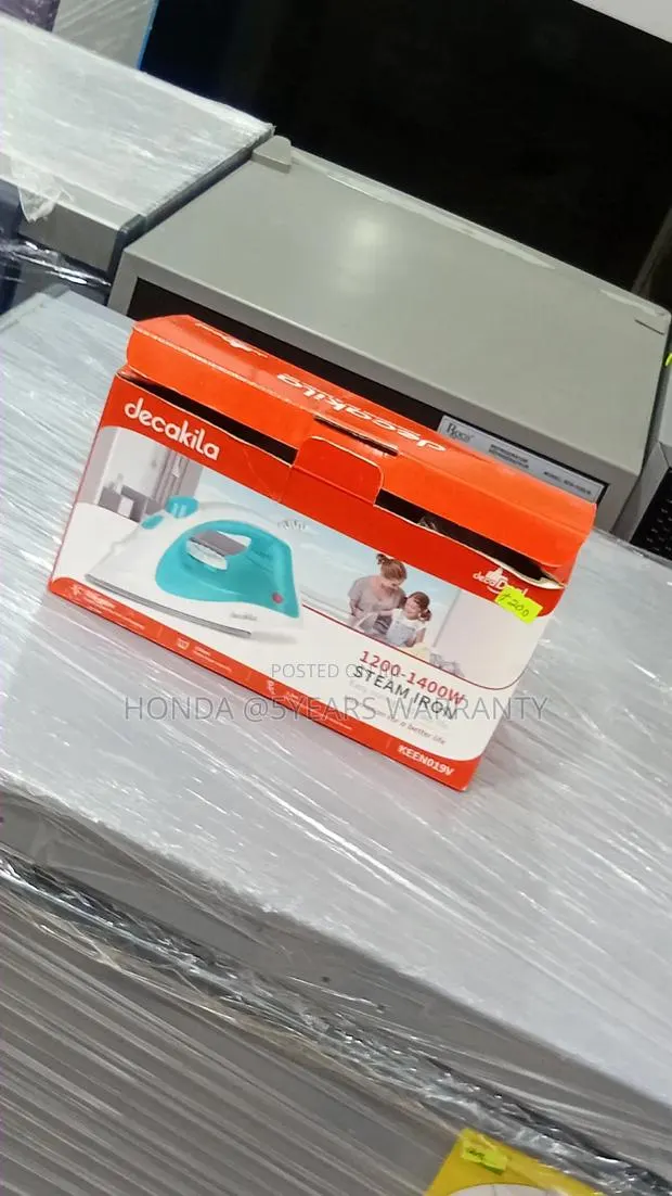 Say Goodbye to Wrinkles With the Reliable Decakila Iron! · Photo 1