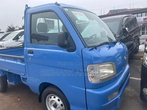 Daihatsu Hijet · Photo 1