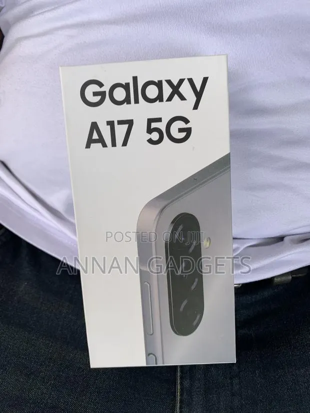 New Samsung Galaxy A17 5G 256 GB White · Photo 1