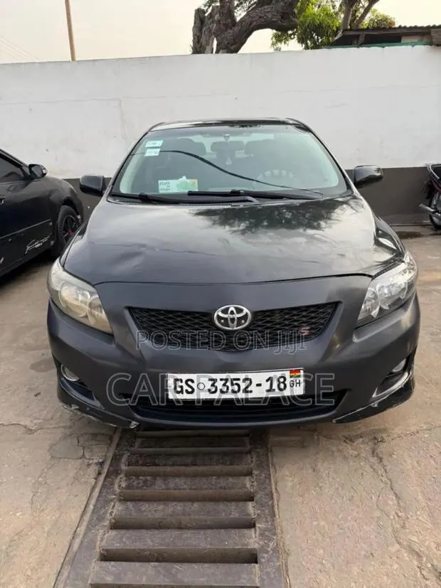Toyota Corolla S 4dr Sedan (1.8L 4cyl 4A) 2010 Black · Photo 1