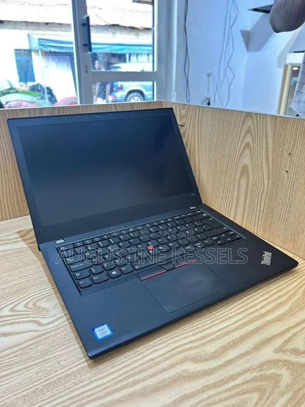 New Laptop Lenovo ThinkPad T480 8GB Intel Core i5 SSD 256GB · Photo 1