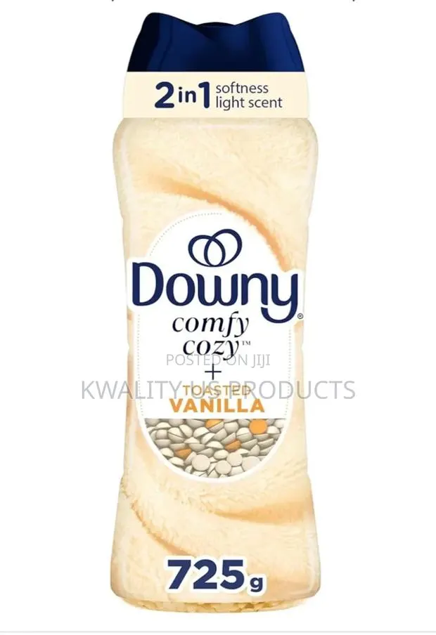 Downy Comfy Cozy in-Wash Laundry Scent Booster - 725 Grams · Photo 1