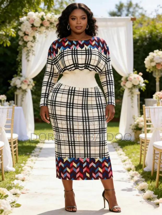 Gorgeous Decent Dress for Women · Photo 1