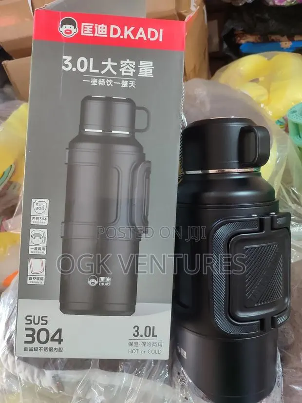 Stainless Steel Vacuum Flask · Photo 1