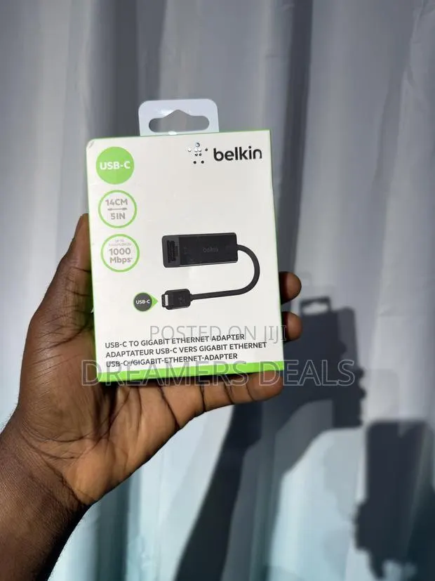 Usb-C to Gigabit Ethernet Adapter · Photo 1