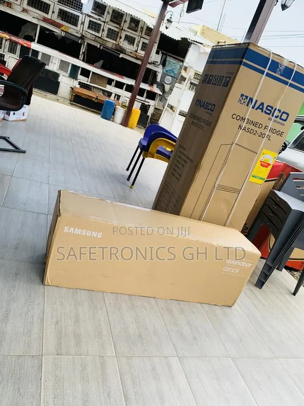 Purchase Sleek 2025 Q930F Q-Series Wireless Samsung 9.1.4ch Soundbar · Photo 1