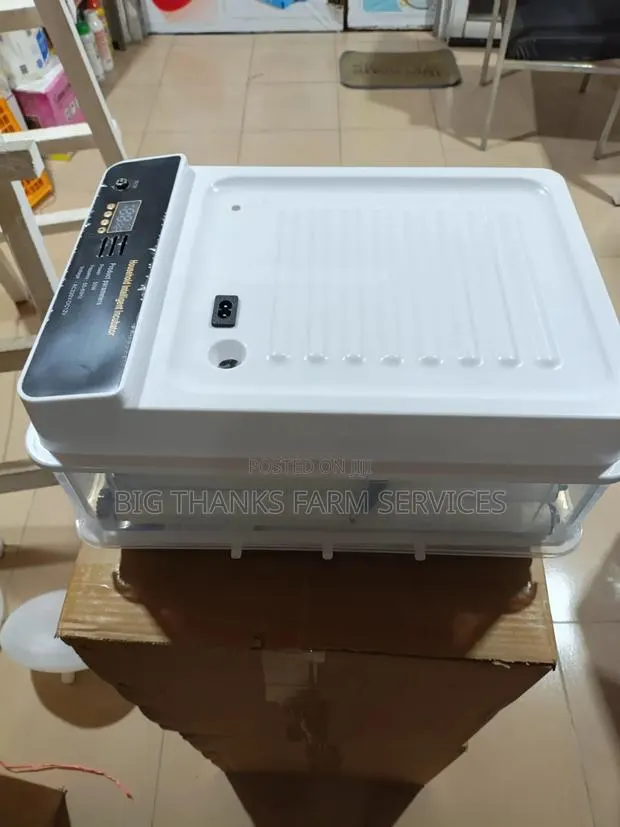 30 Eggs Automatic Incubators(dual P) · Photo 1