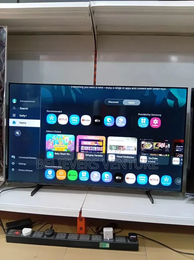 Samsung Crystal Uhd 125cm Tv Qled Smart Knox O.S-television · Photo 1