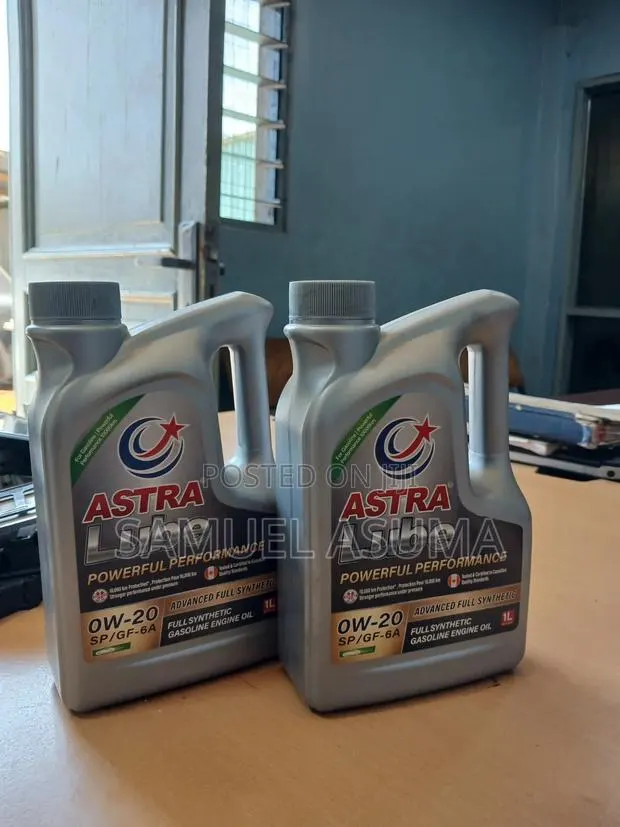 Engine Oil · Photo 1