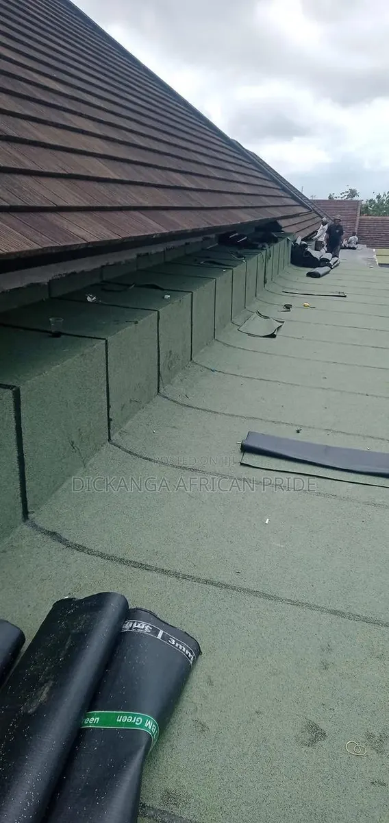 Provides Reliable Protection During Heavy Rains and Harsh Weather · Photo 1