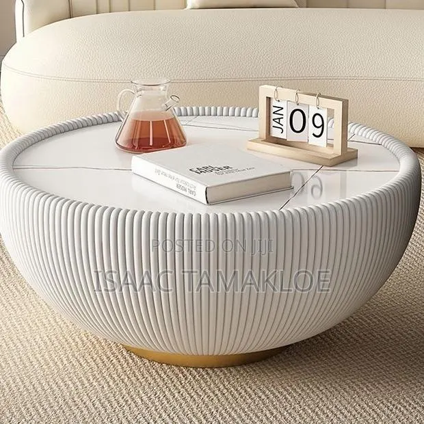 Luxury Coffee Table · Photo 1