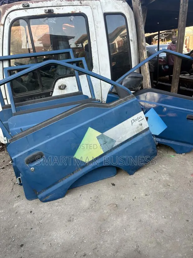 HYUNDAI H-100 Porter / Porter Super Doors - Old Model · Photo 1